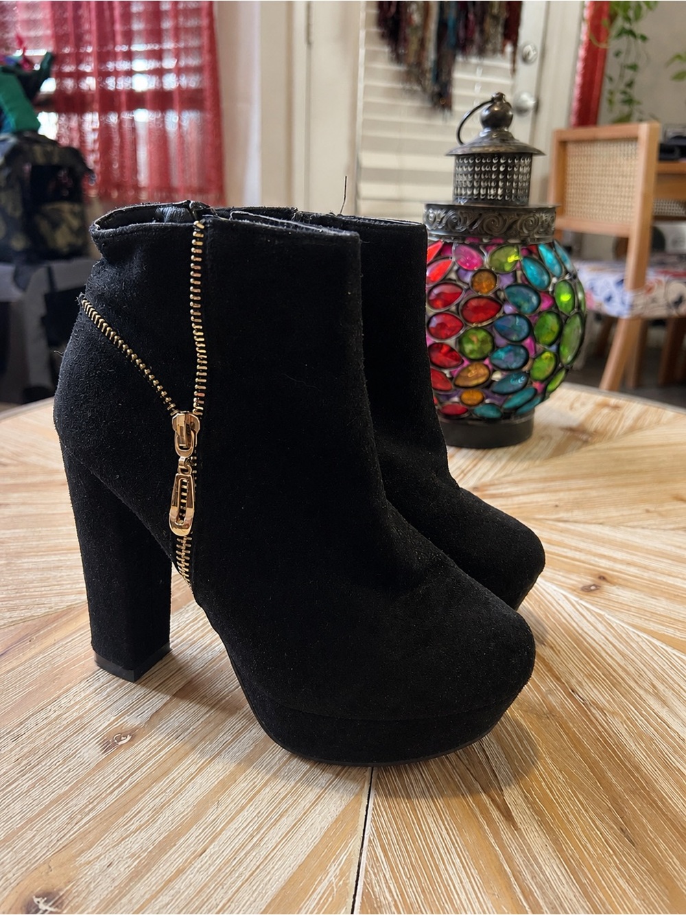Black Faux Suede Platform Ankle Boots Gold Zipper Size 6